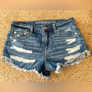 Womens American Eagle distressed Jean shorts